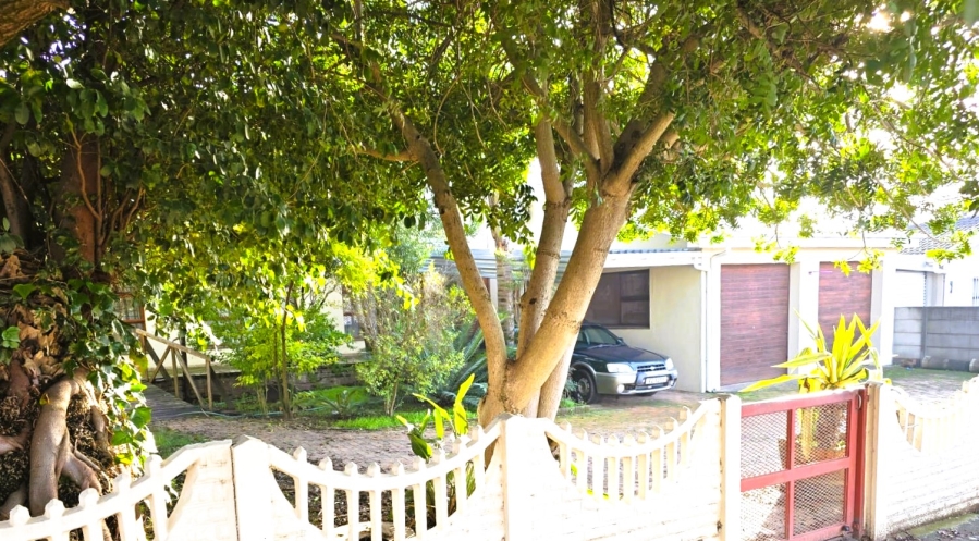 4 Bedroom Property for Sale in Paarl North Western Cape